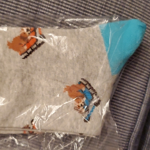 NWT & in packaging. Two pairs J. Crew Cotton holiday socks. Dogs on sleds. - Picture 10 of 10